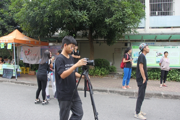 5.负责拍摄的工作人员